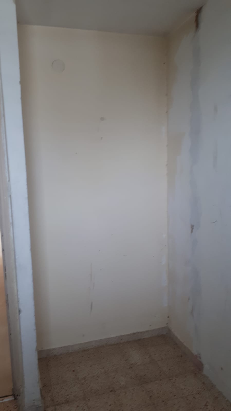 עבודת צבע ותיקונים