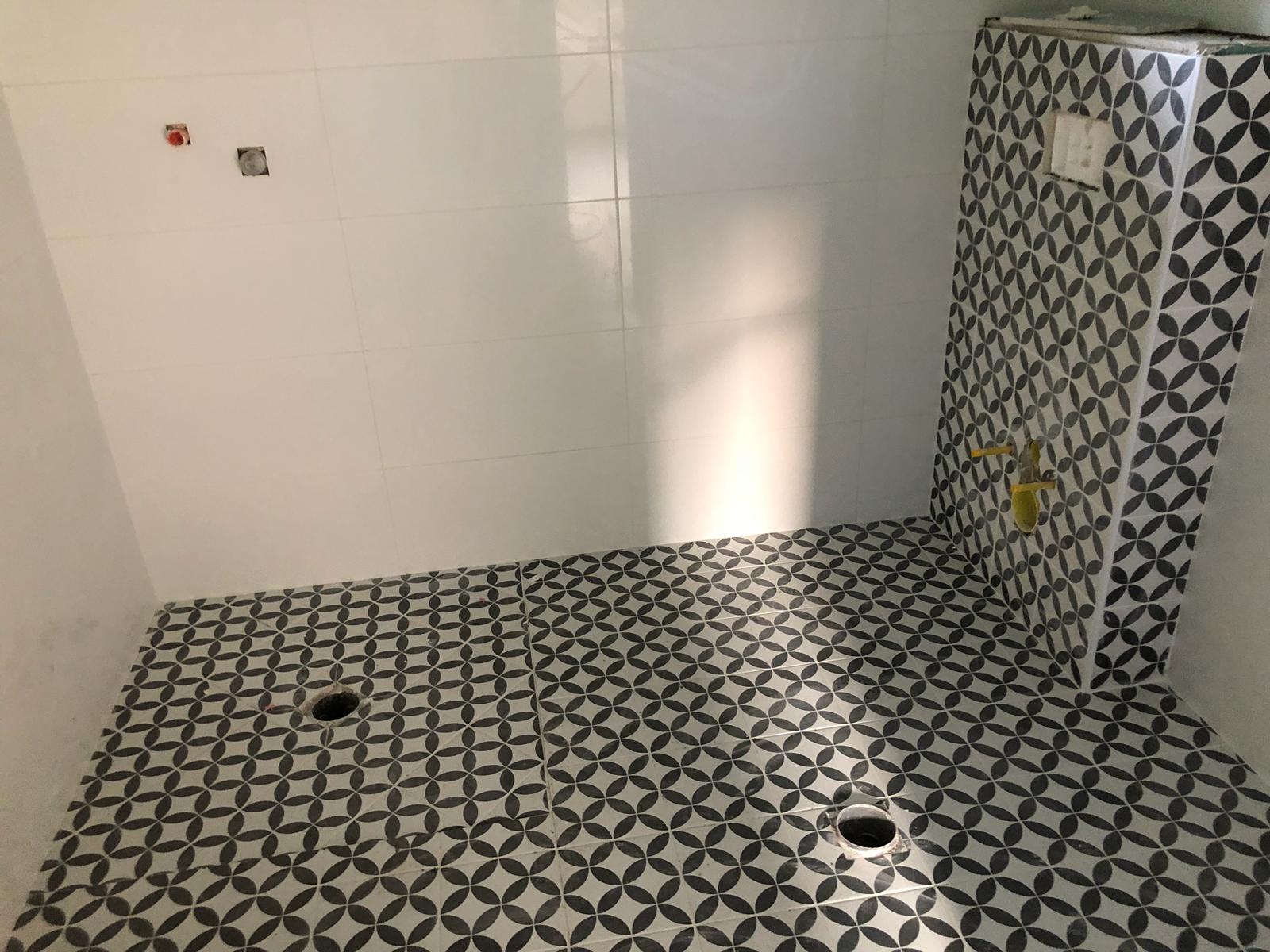 עבודות ריצוף בחדרי אמבטיה