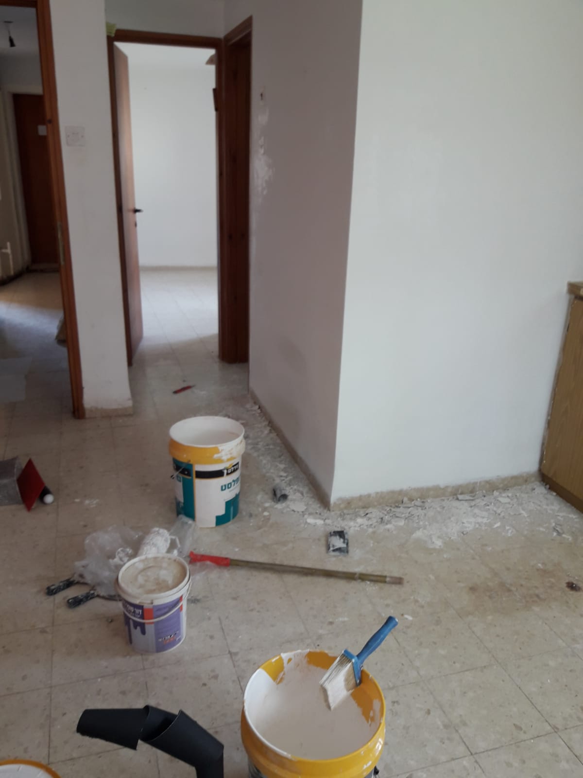 עבודות צבע ותיקונים