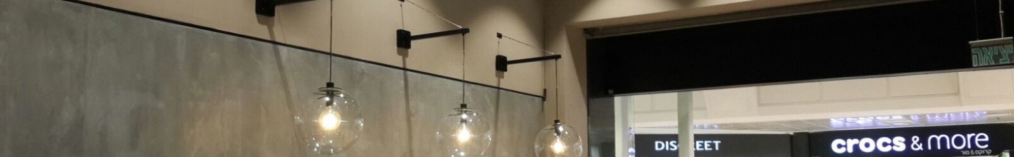 צילום מעבודה של לב רייזנר