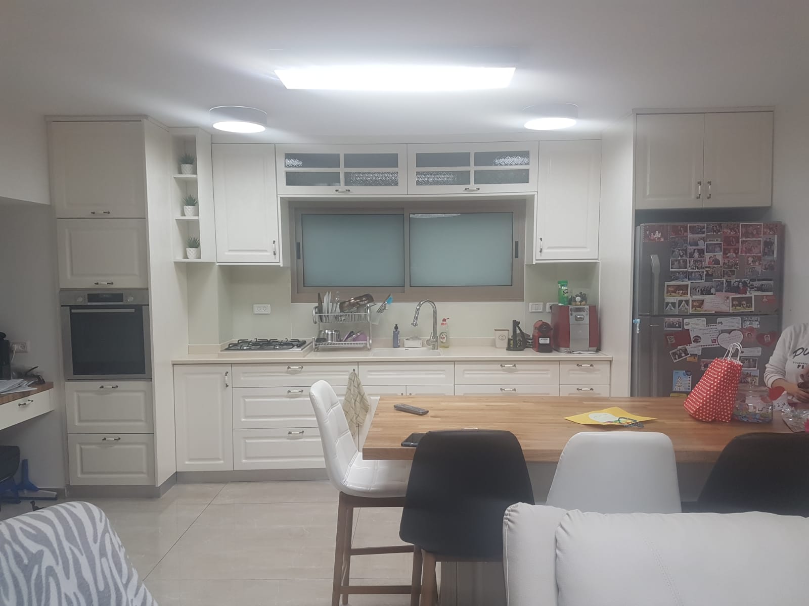 צילום מעבודה של נביל קארם