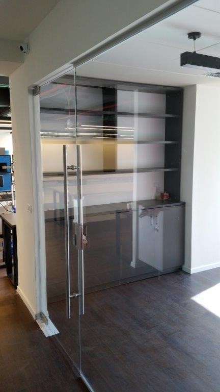 שיפוץ משרדים- ברק קפיטל במגדל שלום