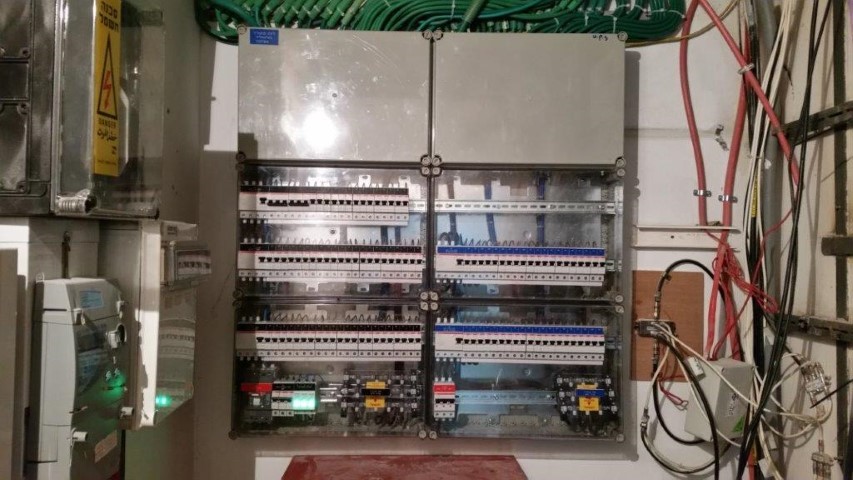 שיפוץ משרדים- ברק קפיטל במגדל שלום