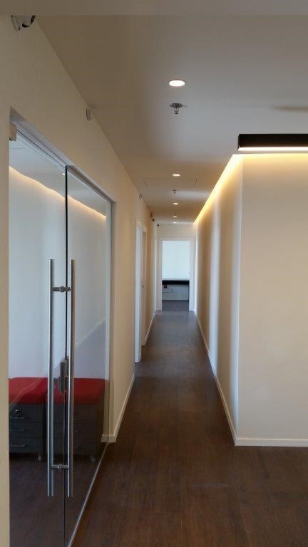 שיפוץ משרדים- ברק קפיטל במגדל שלום