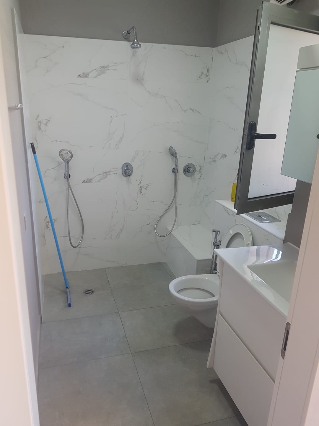 שיפוץ מקלחת- כפר סבא