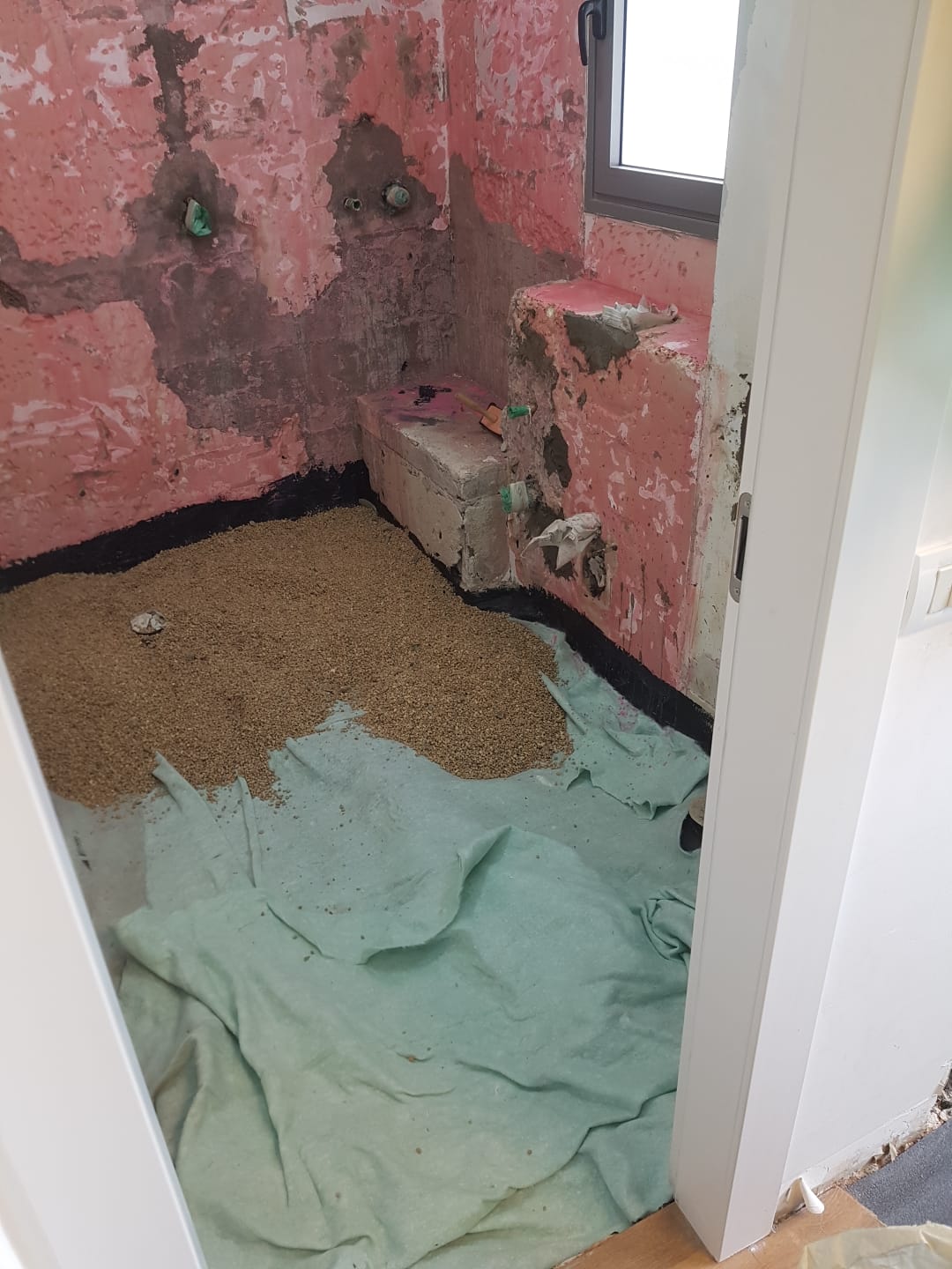 שיפוץ מקלחת- כפר סבא