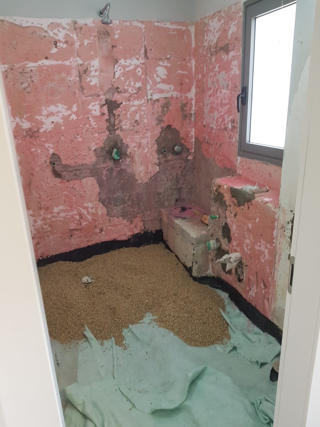 שיפוץ מקלחת- כפר סבא