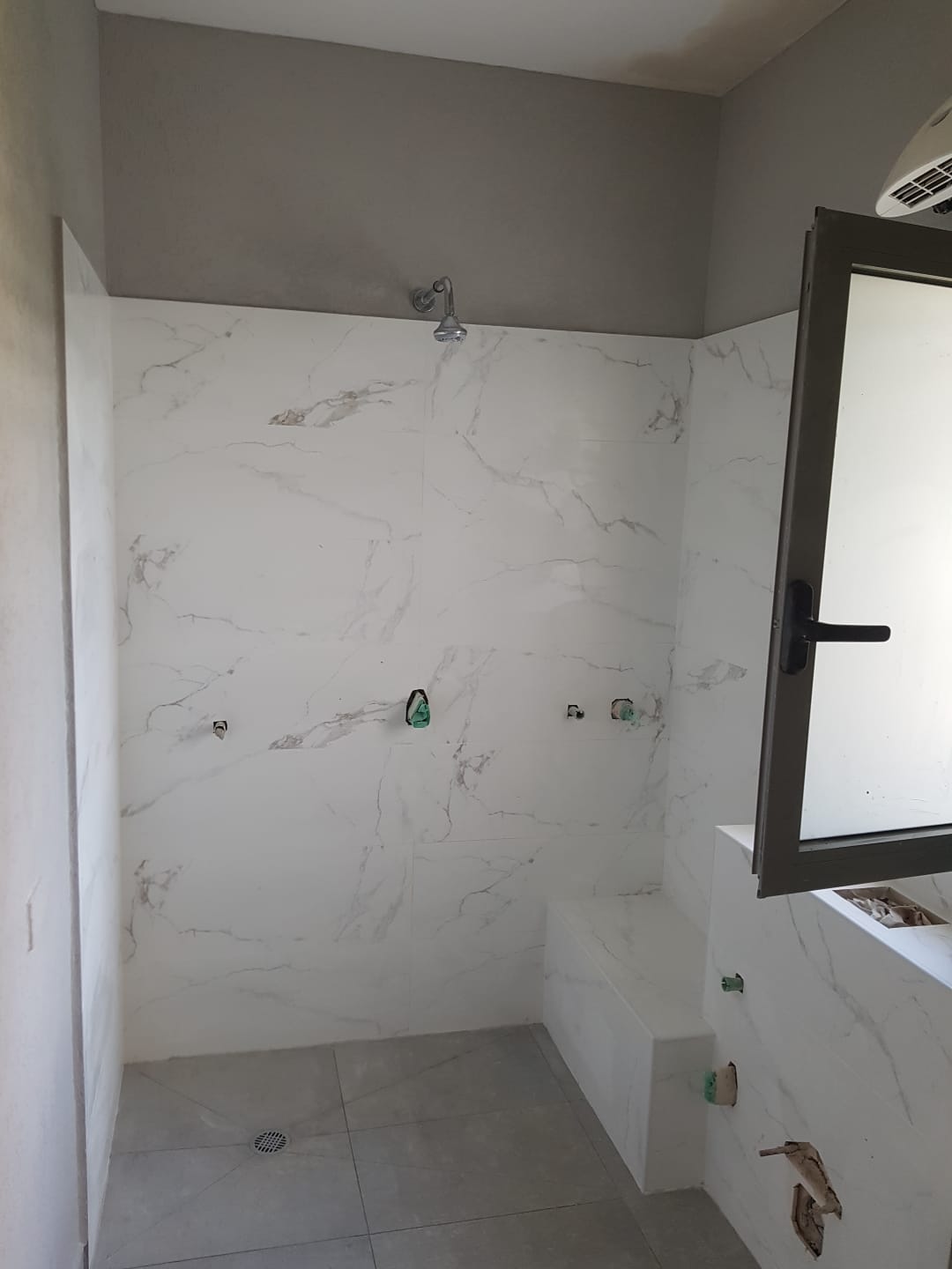 שיפוץ מקלחת- כפר סבא