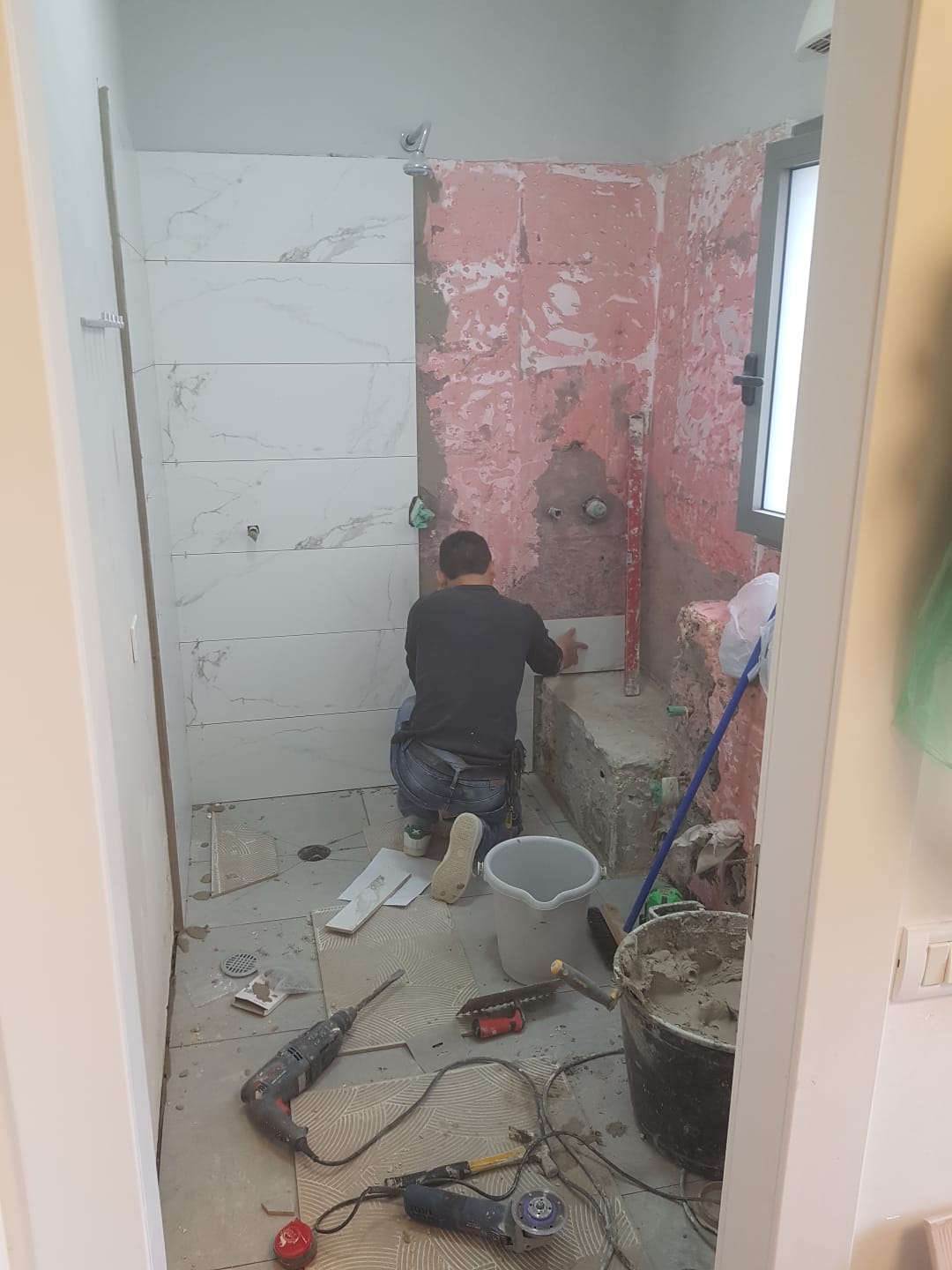 שיפוץ מקלחת- כפר סבא