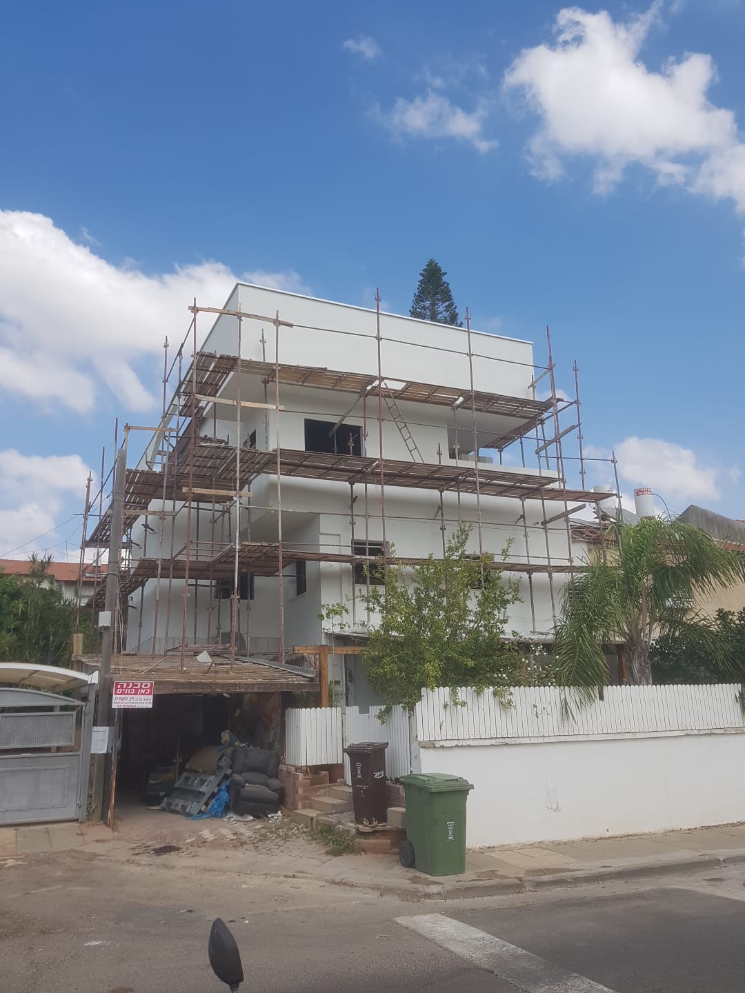 תוספת בניה לבית פרטי- כפר סבא