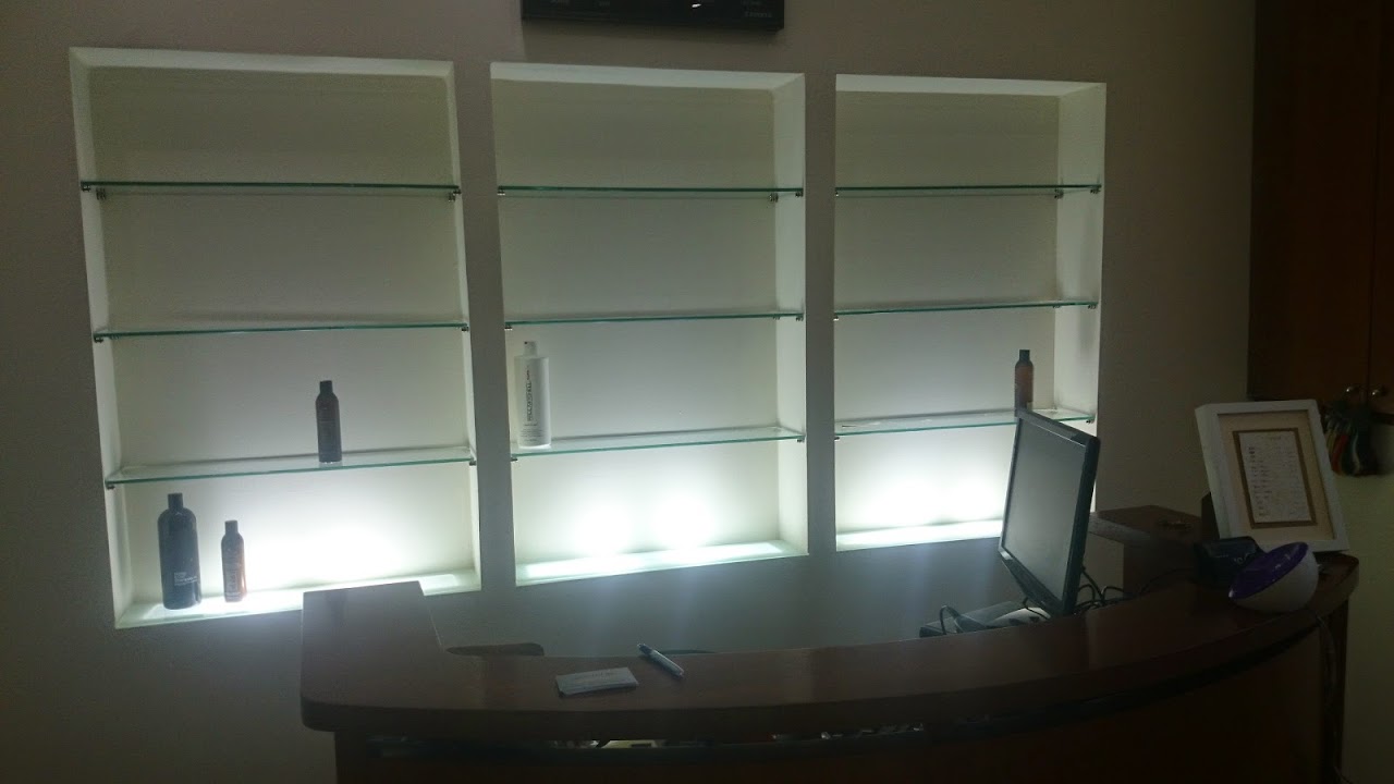 שיפוץ במספרת רוברט - רחובות