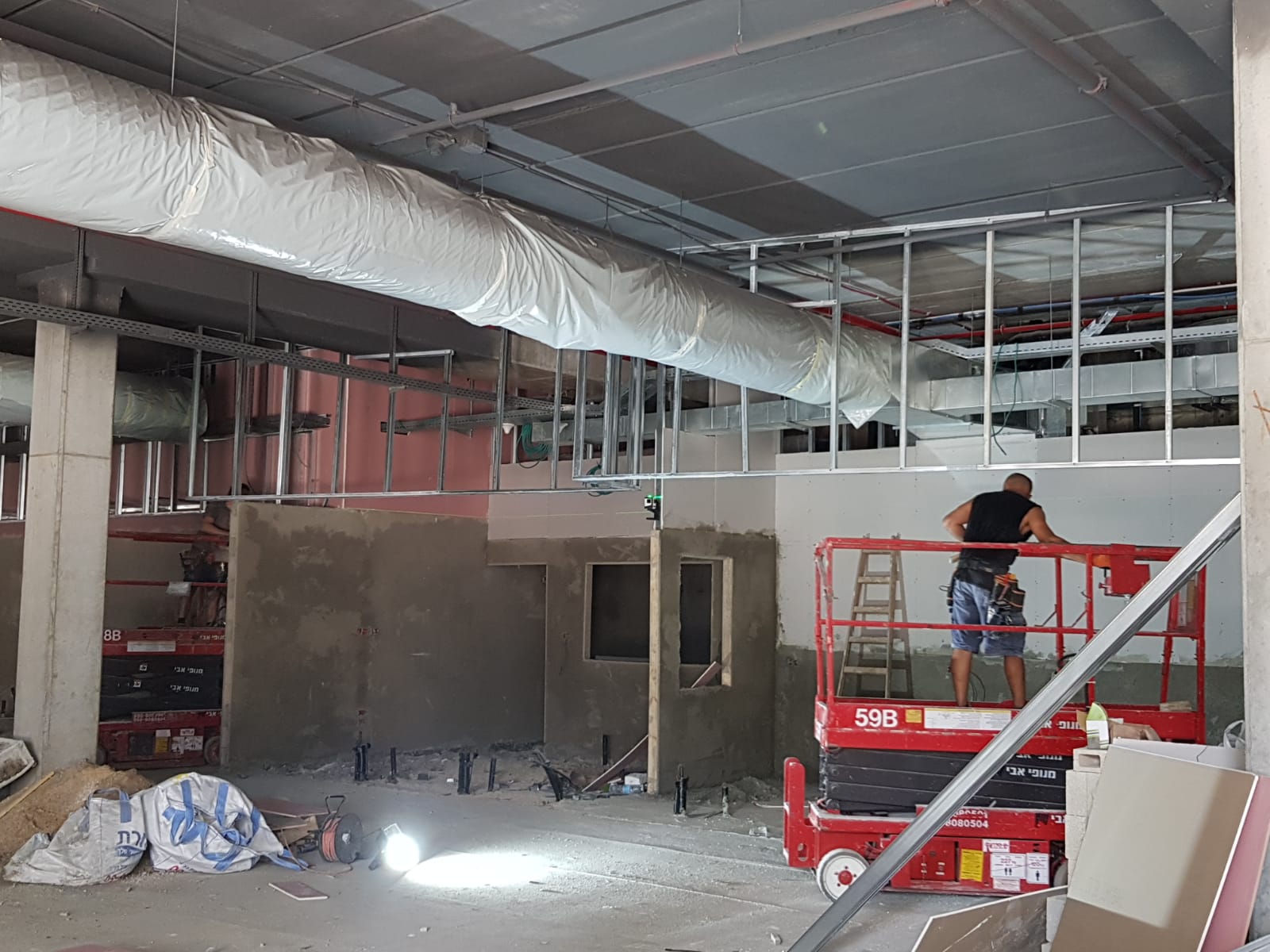 שיפוץ סופר- אבן יהודה