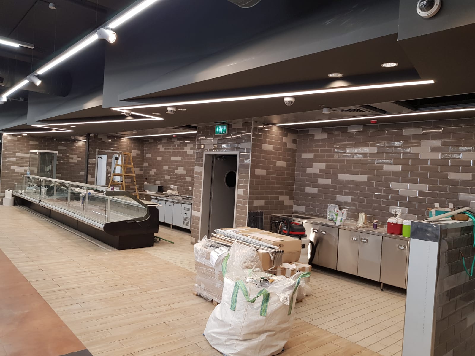 צילום מעבודה של שי יואל גלאסן