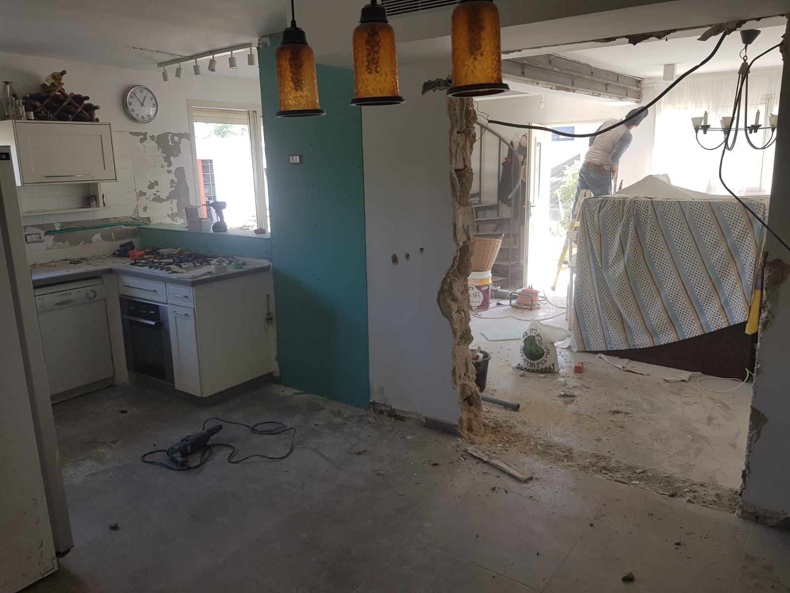 שיפוץ כללי ותוספת בניה לבית פרטי