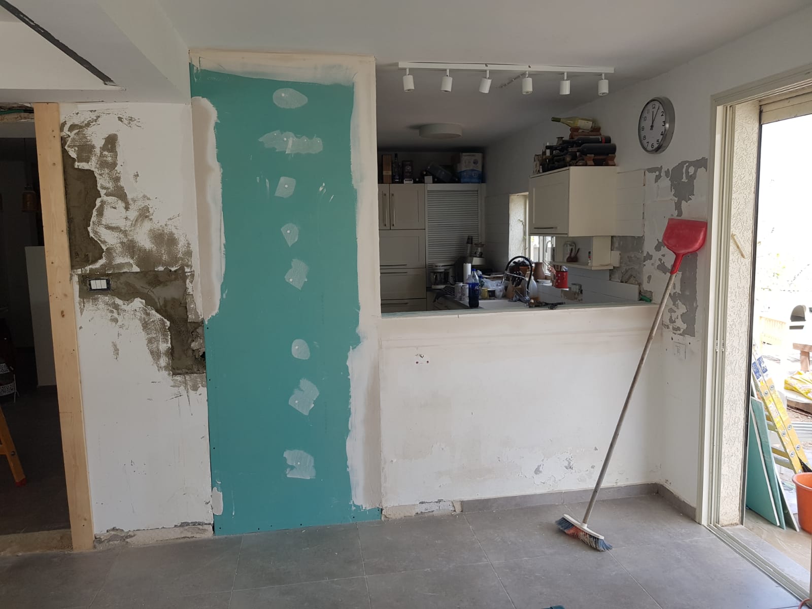 שיפוץ כללי ותוספת בניה לבית פרטי