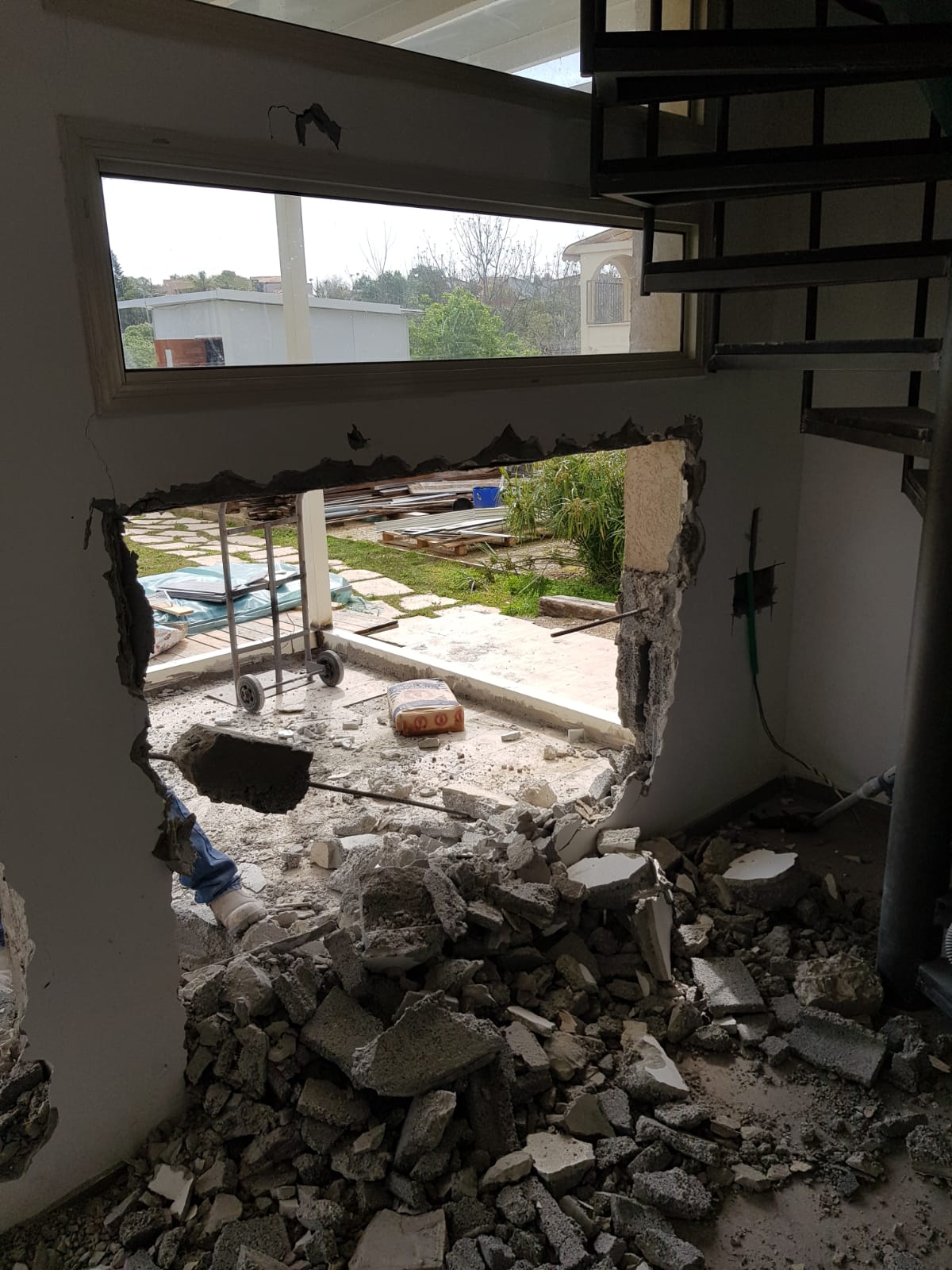 שיפוץ כללי ותוספת בניה לבית פרטי