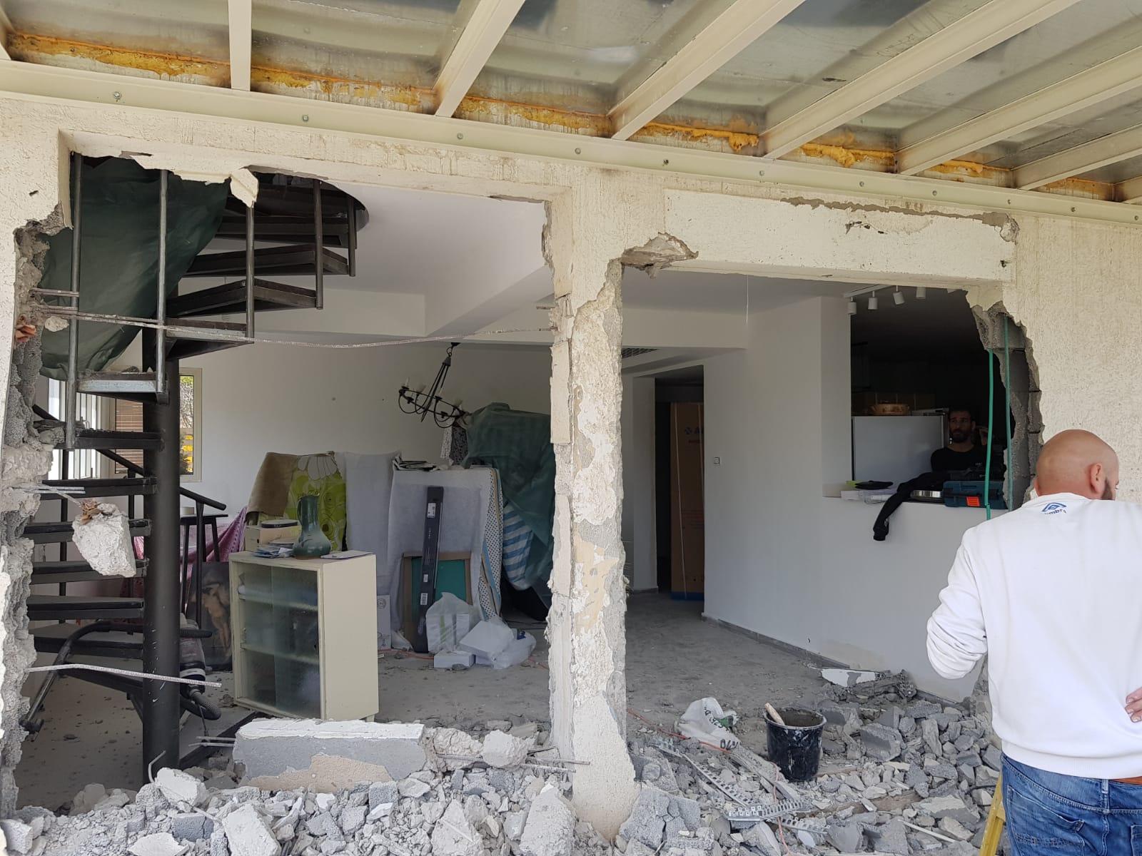 שיפוץ כללי ותוספת בניה לבית פרטי