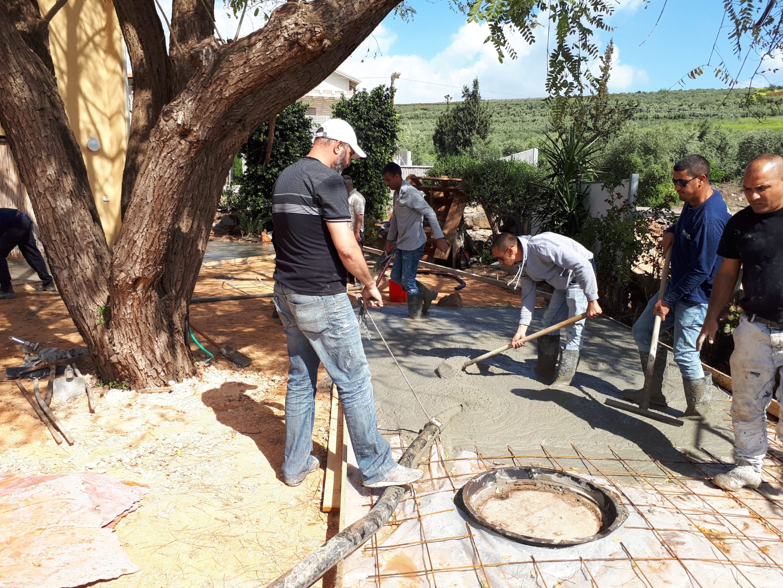 עבודת בטון- בומנייט