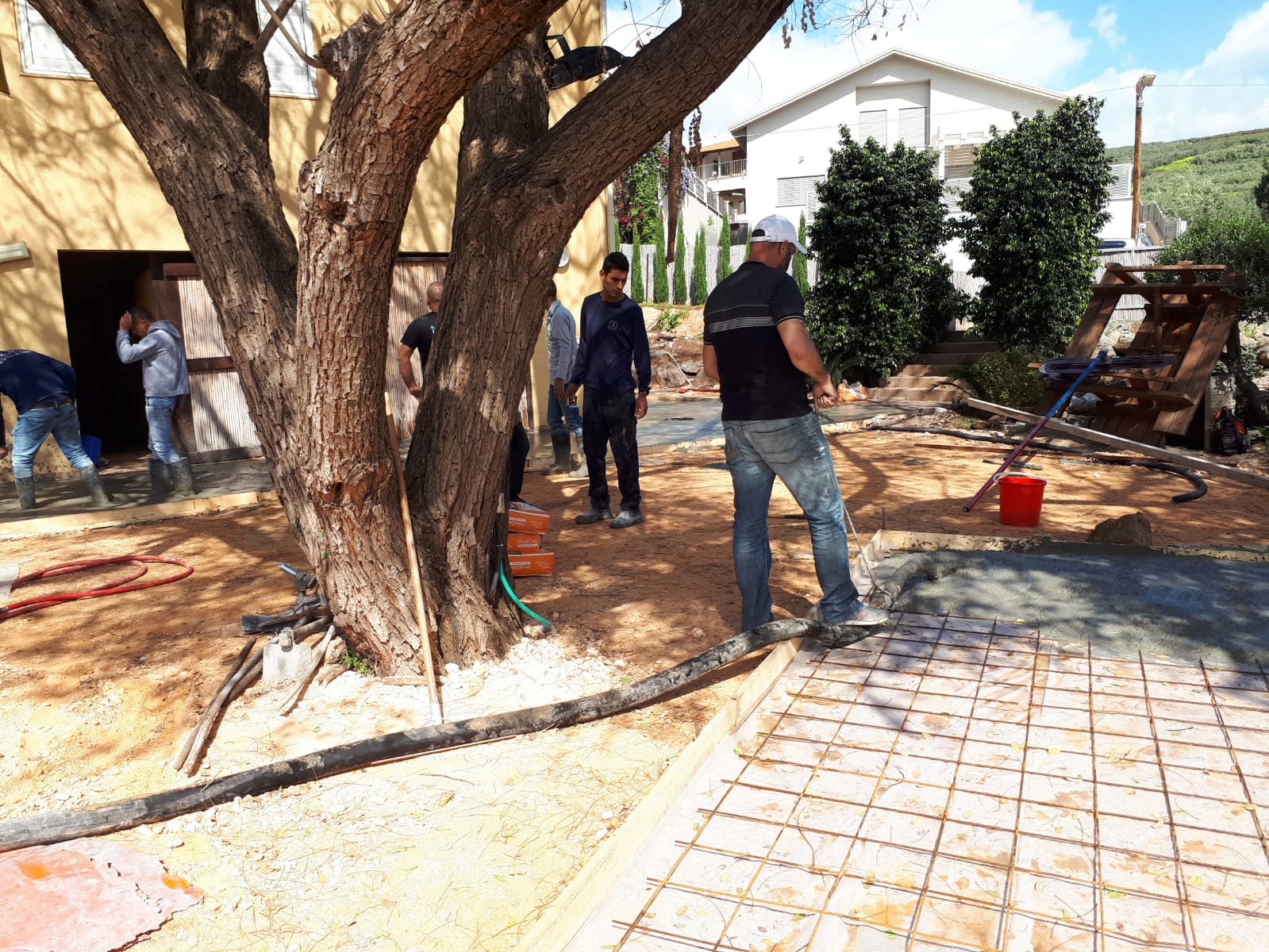 עבודת בטון- בומנייט