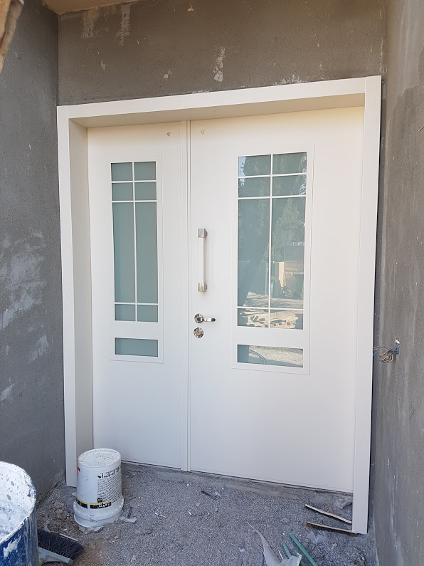 דלתות כניסה מעוצבות