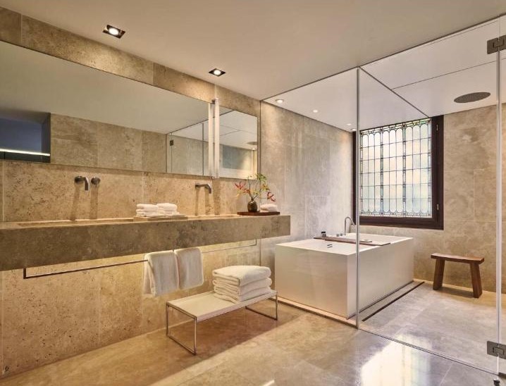 שיפוץ בית מלון