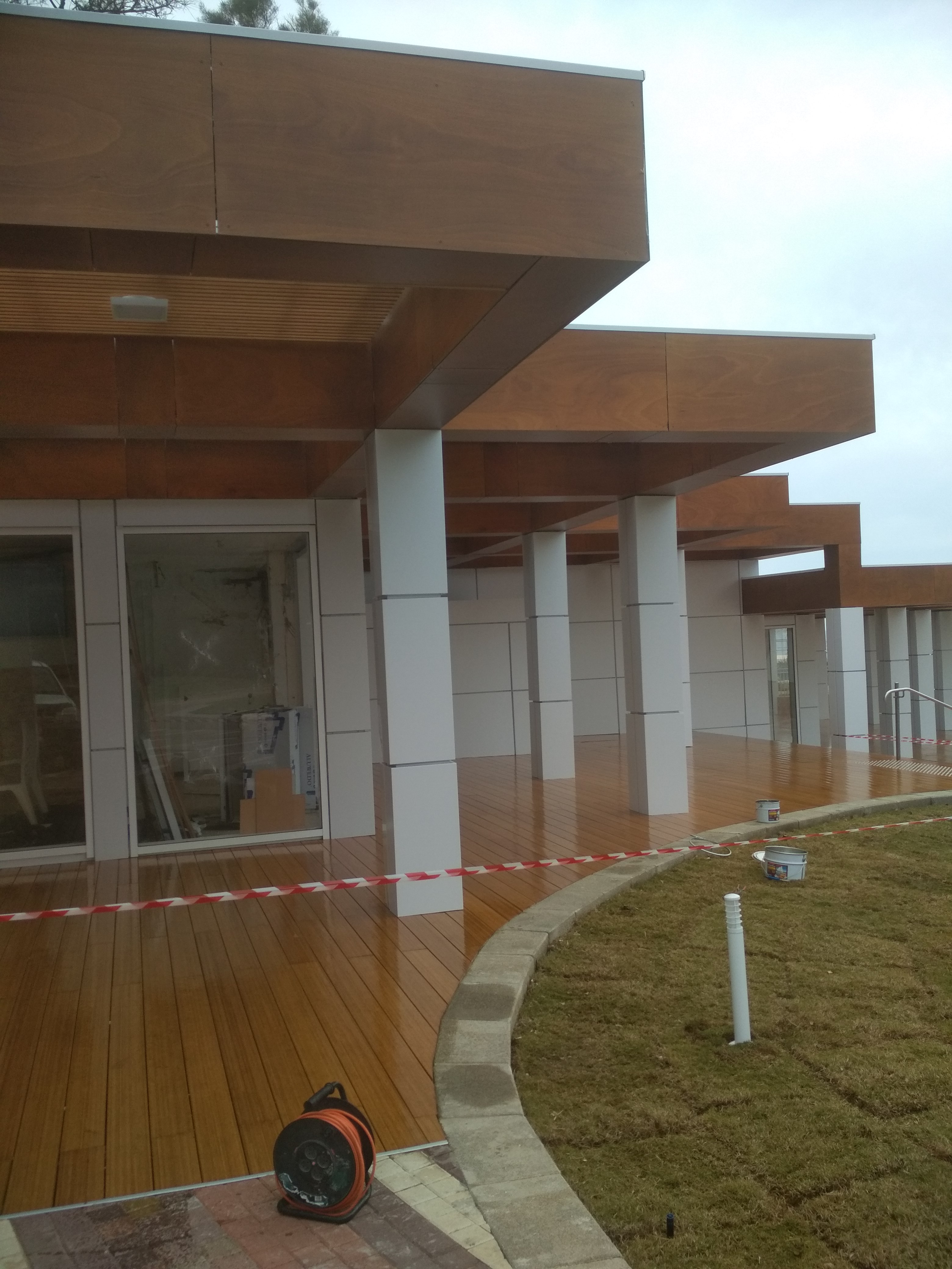 מרכז מסחרי חדש - הרצליה פיתוח