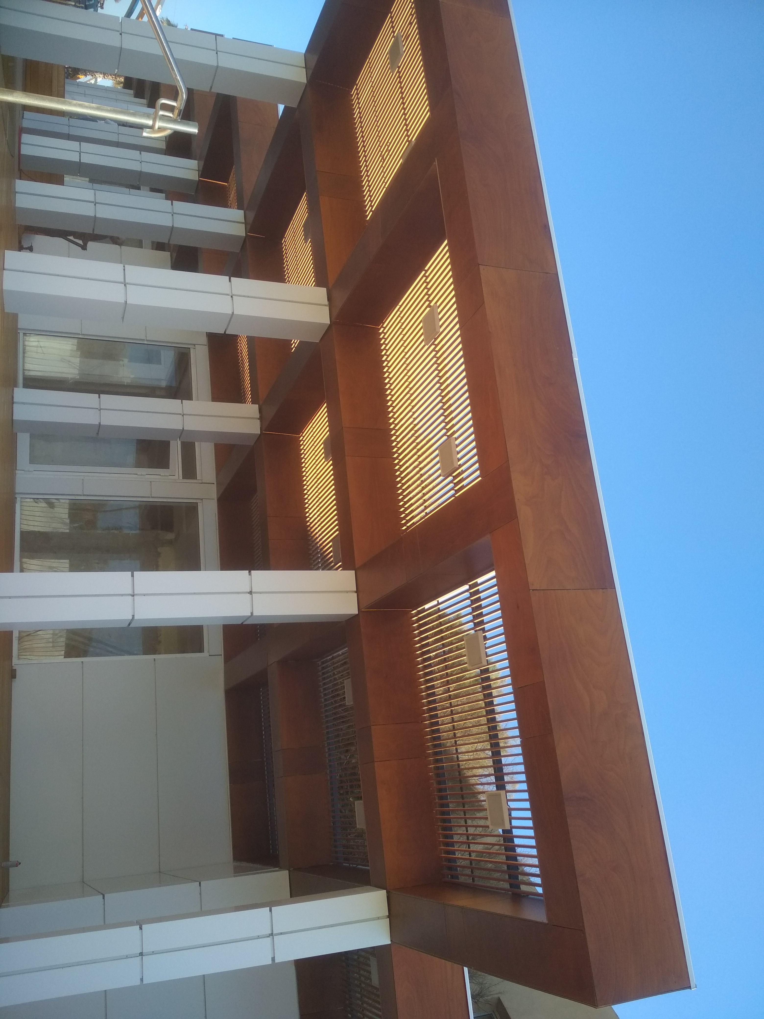 מרכז מסחרי חדש - הרצליה פיתוח