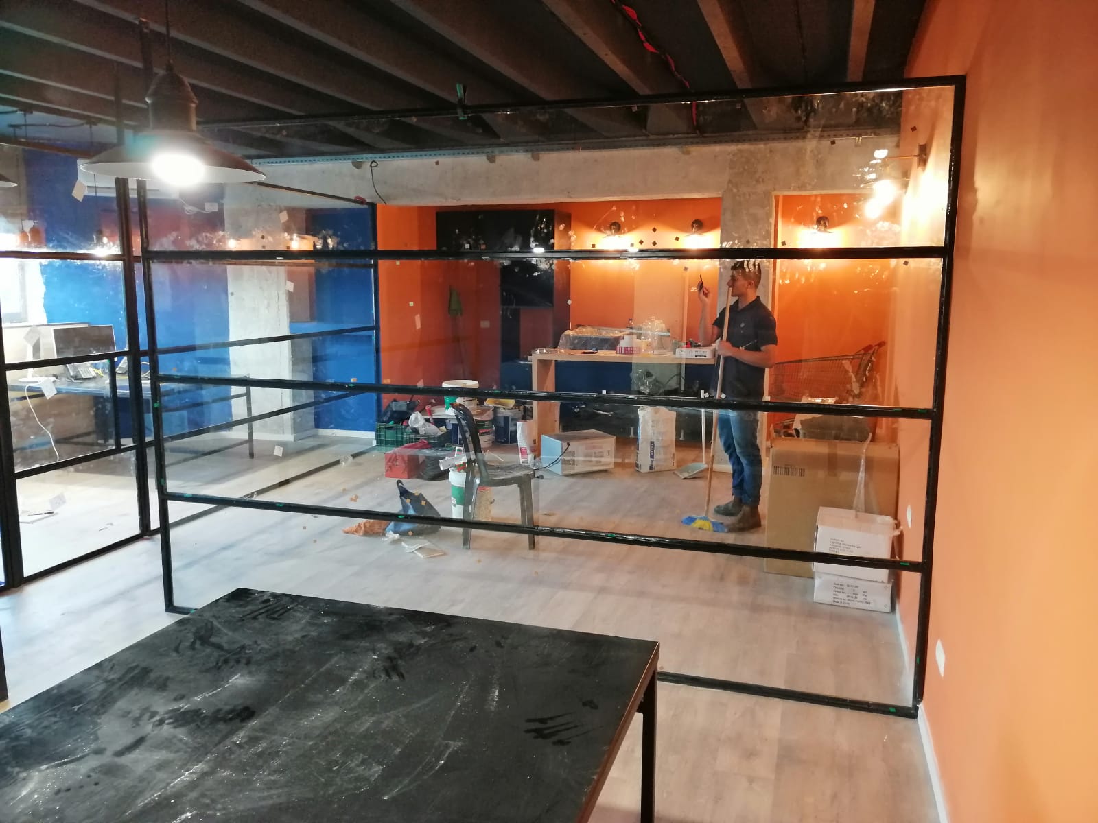 עבודות אלומיניום למשרדים