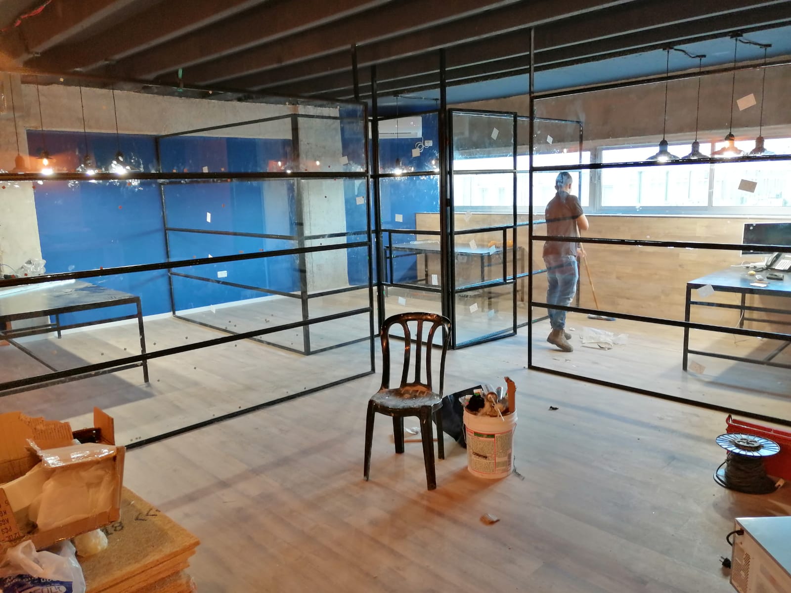 עבודות אלומיניום למשרדים