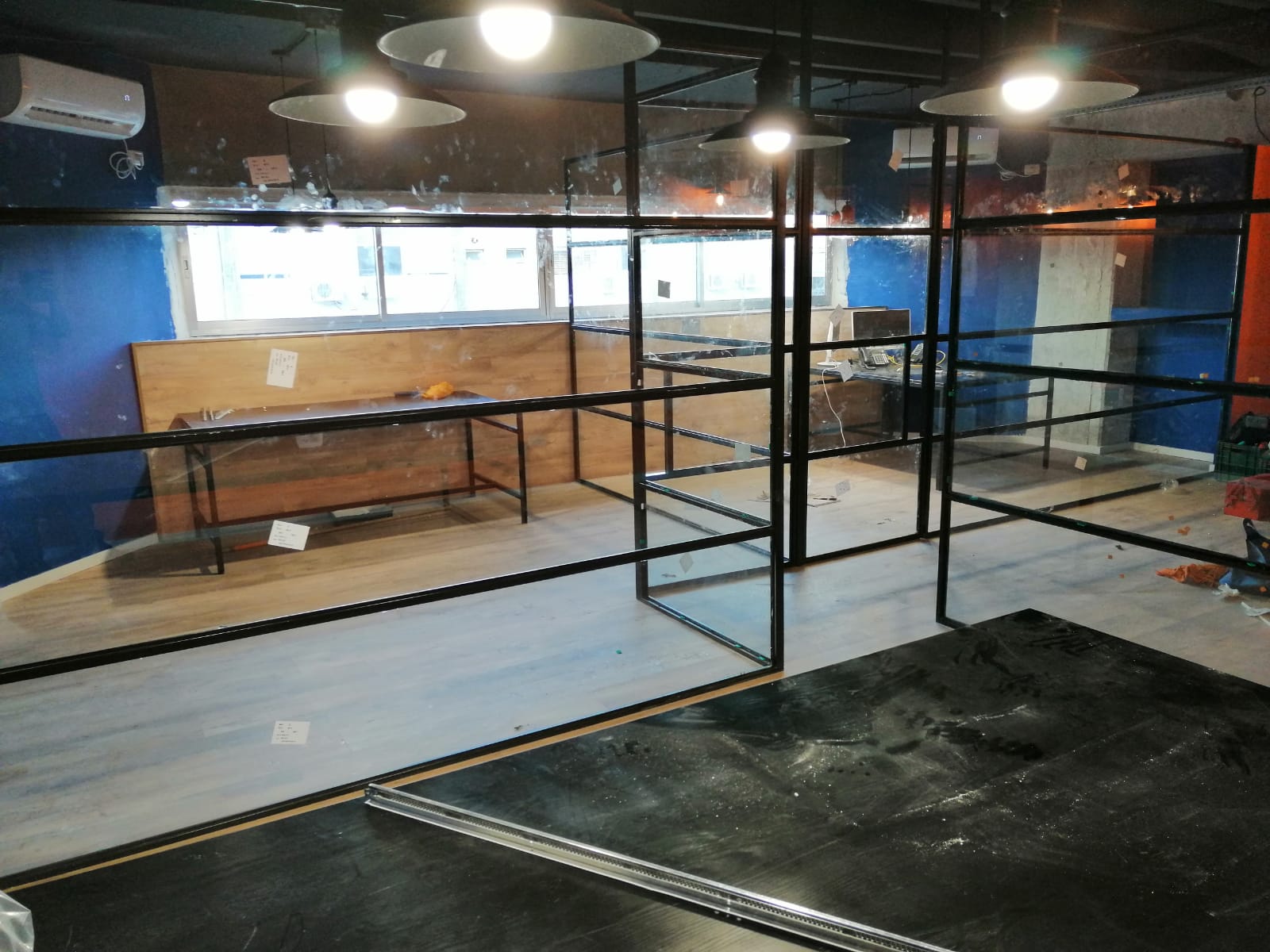 עבודות אלומיניום למשרדים