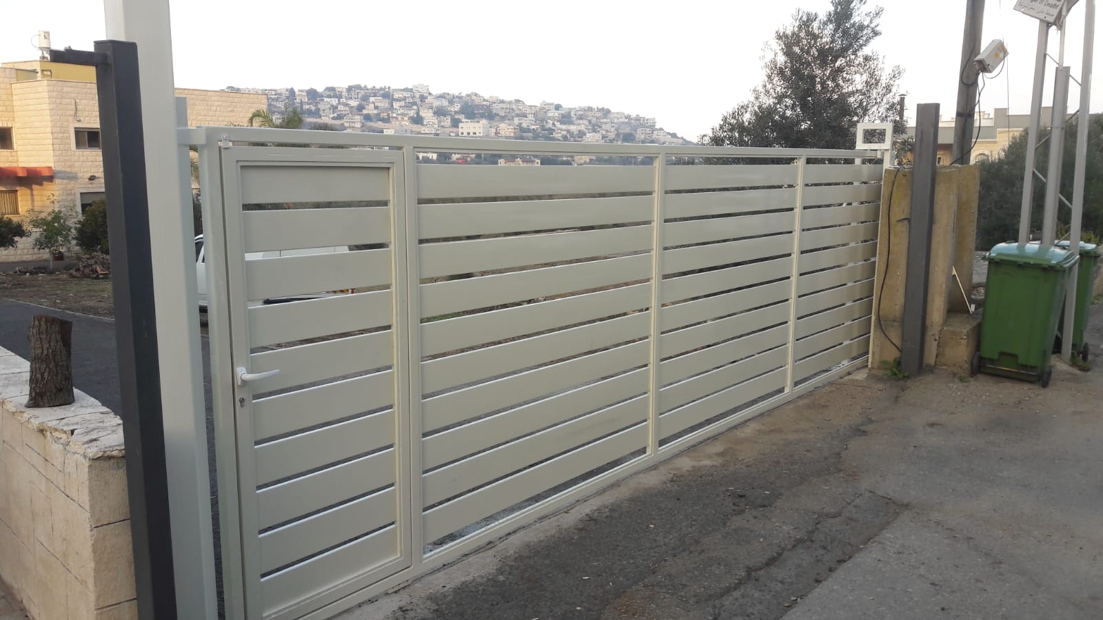 צילום מעבודה של סאפי בדריה