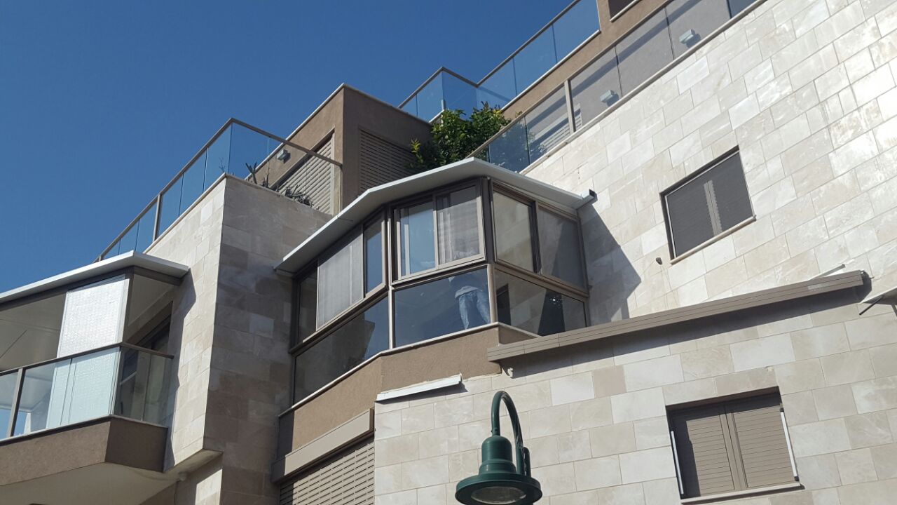 עבודות אלומיניום לבתים באזור ירושלים