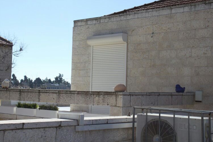 עבודות אלומיניום לבתים באזור ירושלים