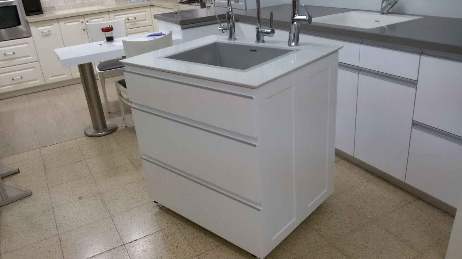 מטבחים ונגרות