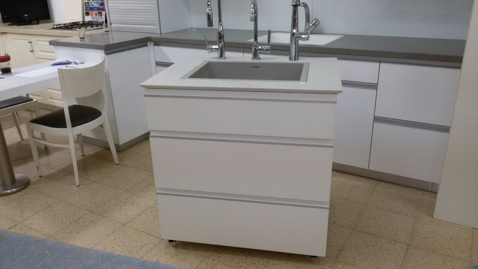 מטבחים ונגרות