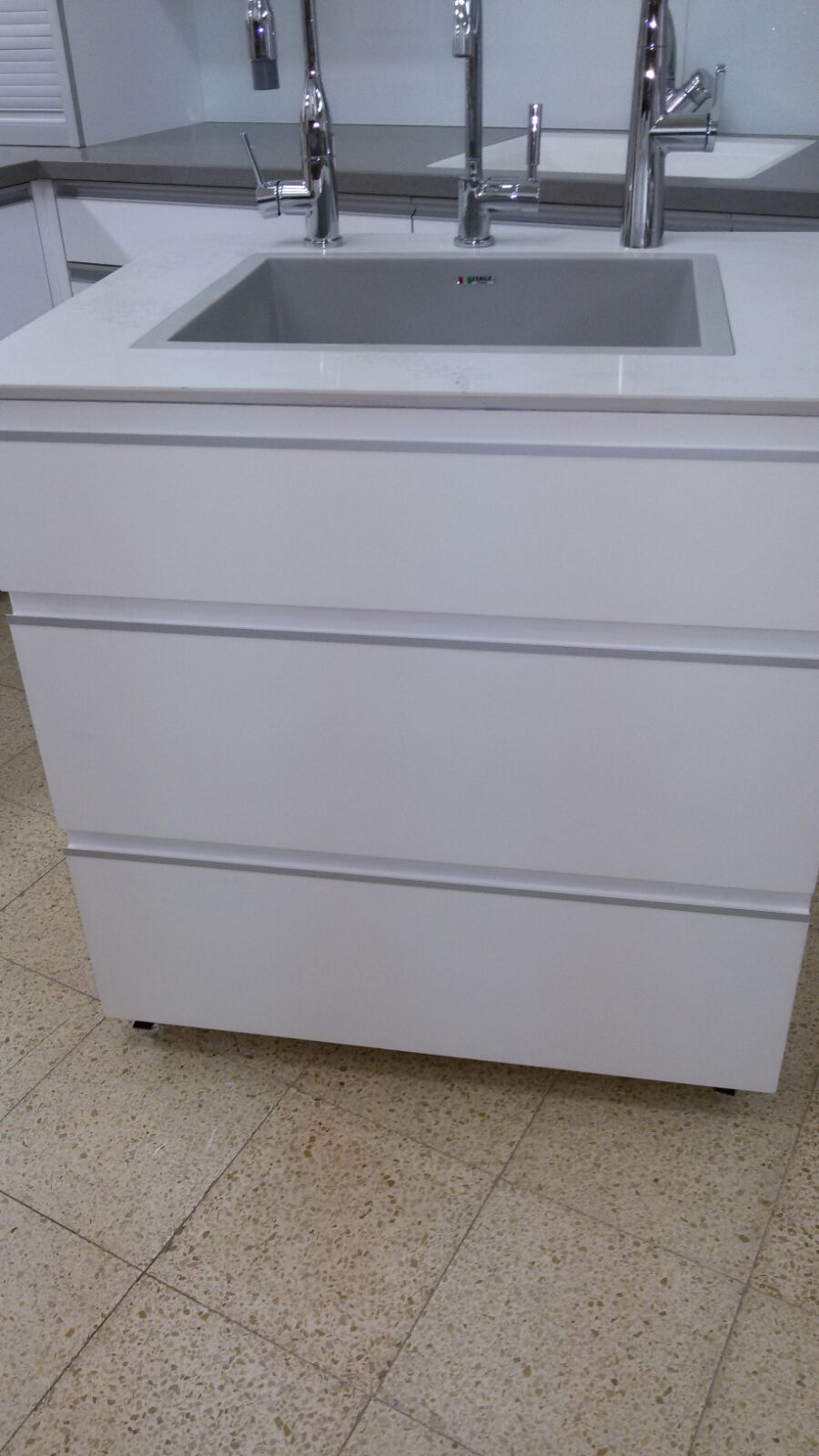 מטבחים ונגרות