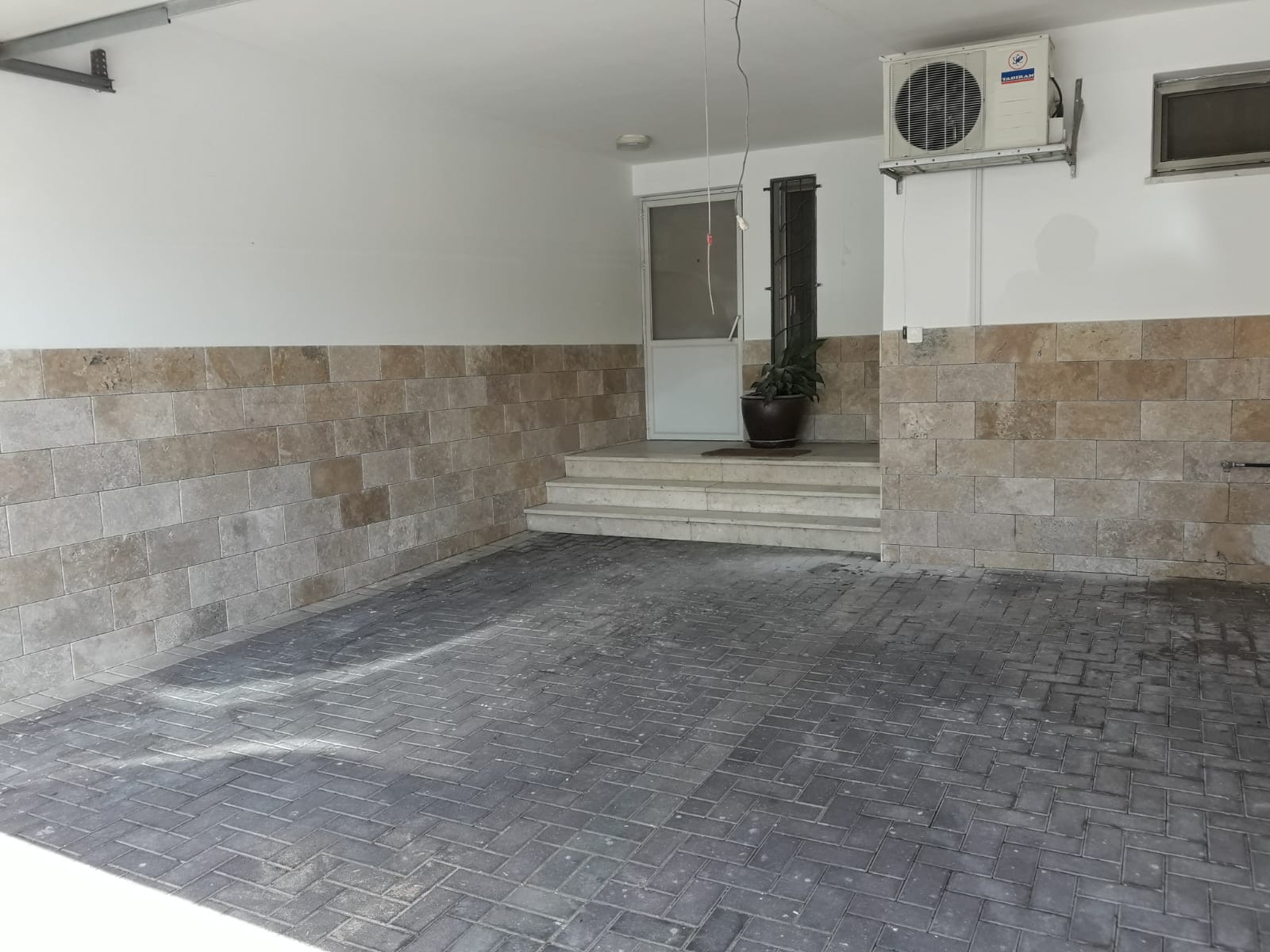 עבודות ריצוף חיפוי קירות