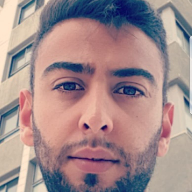 מאלק עלקן - נגר , תמונת פנים