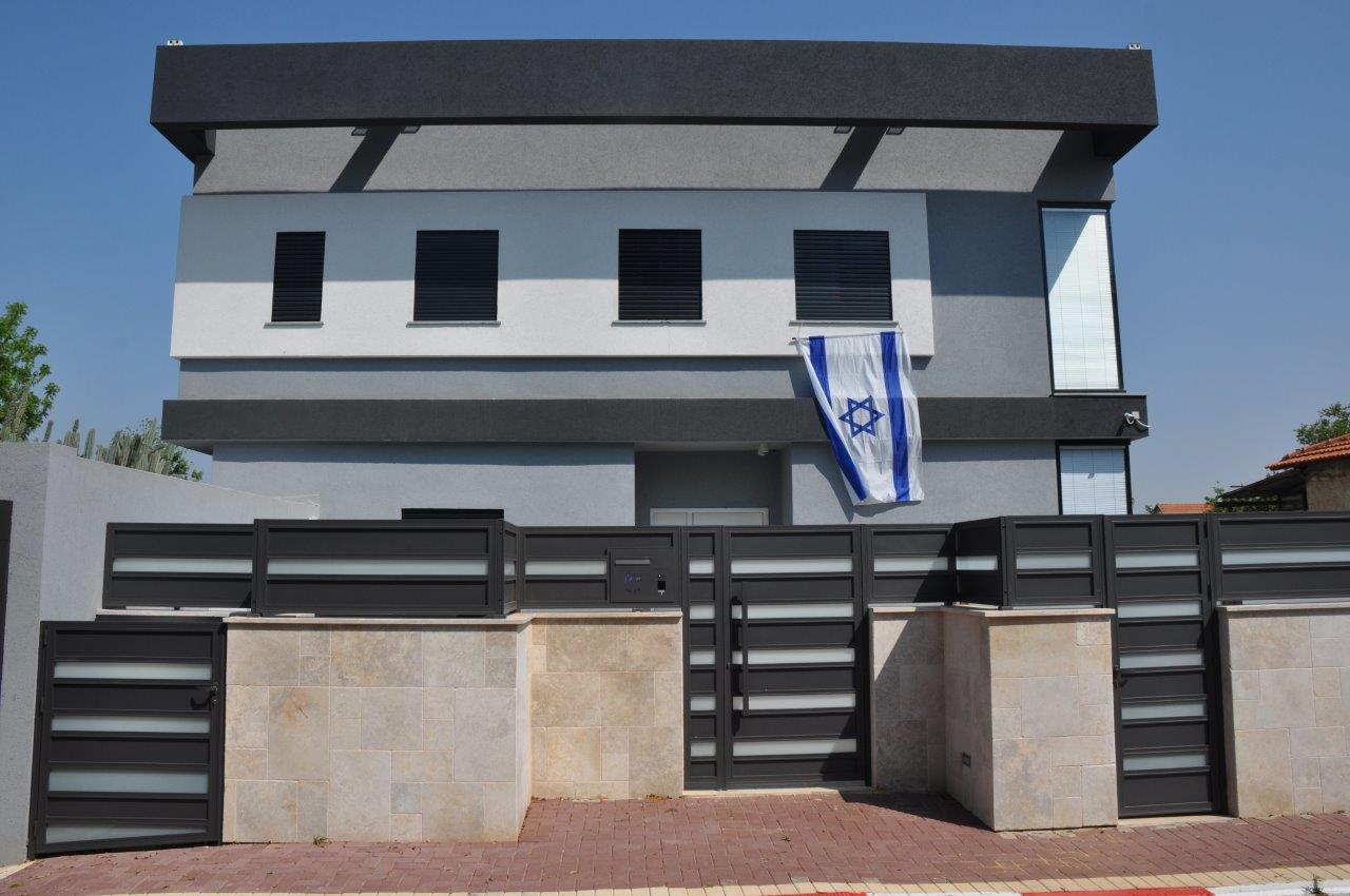 וילה IL בעיצוב פוסט מודרני -נס ציונה