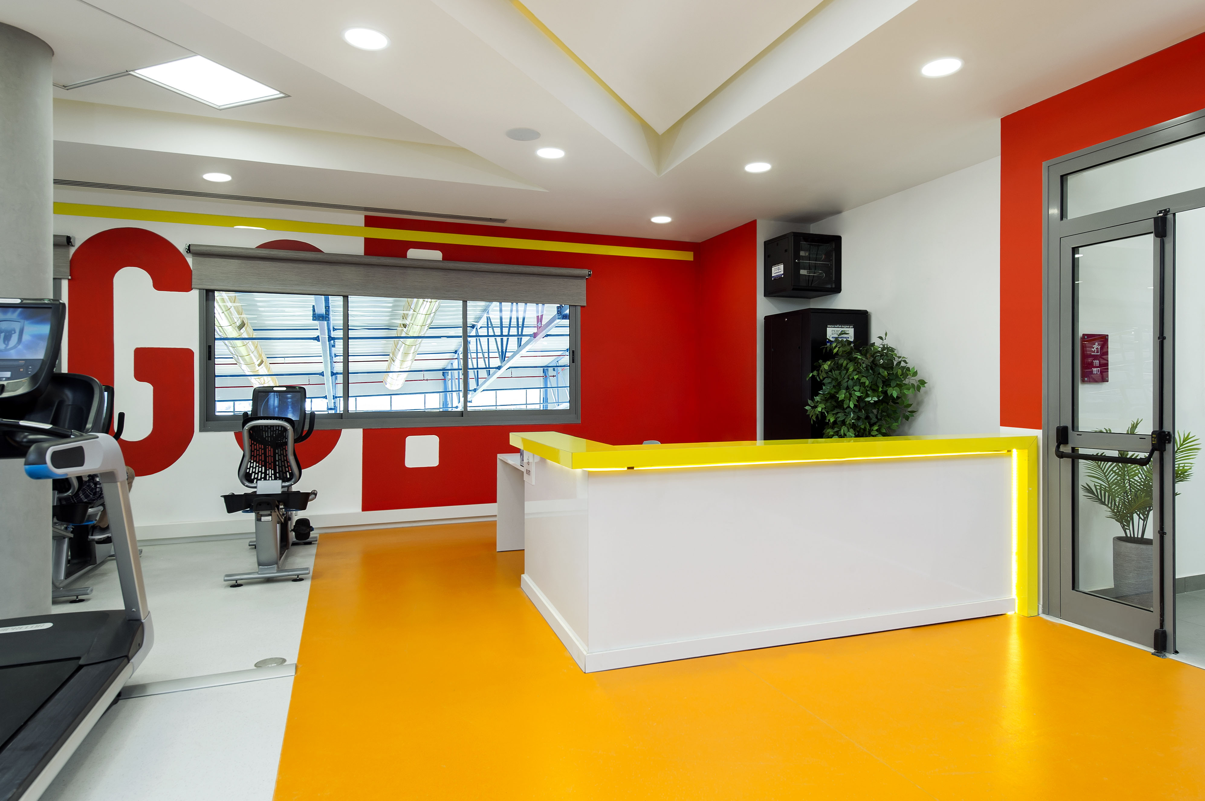 כיף וכושר | עיצוב פנים והום סטיילינג קאנטרי קלאב בירושלים