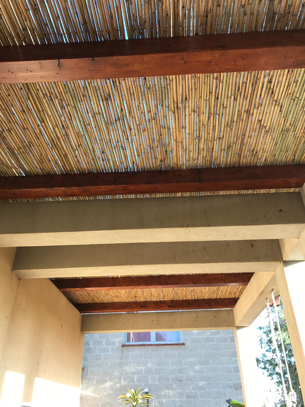 בניית פרגולה בזכרון יעקוב