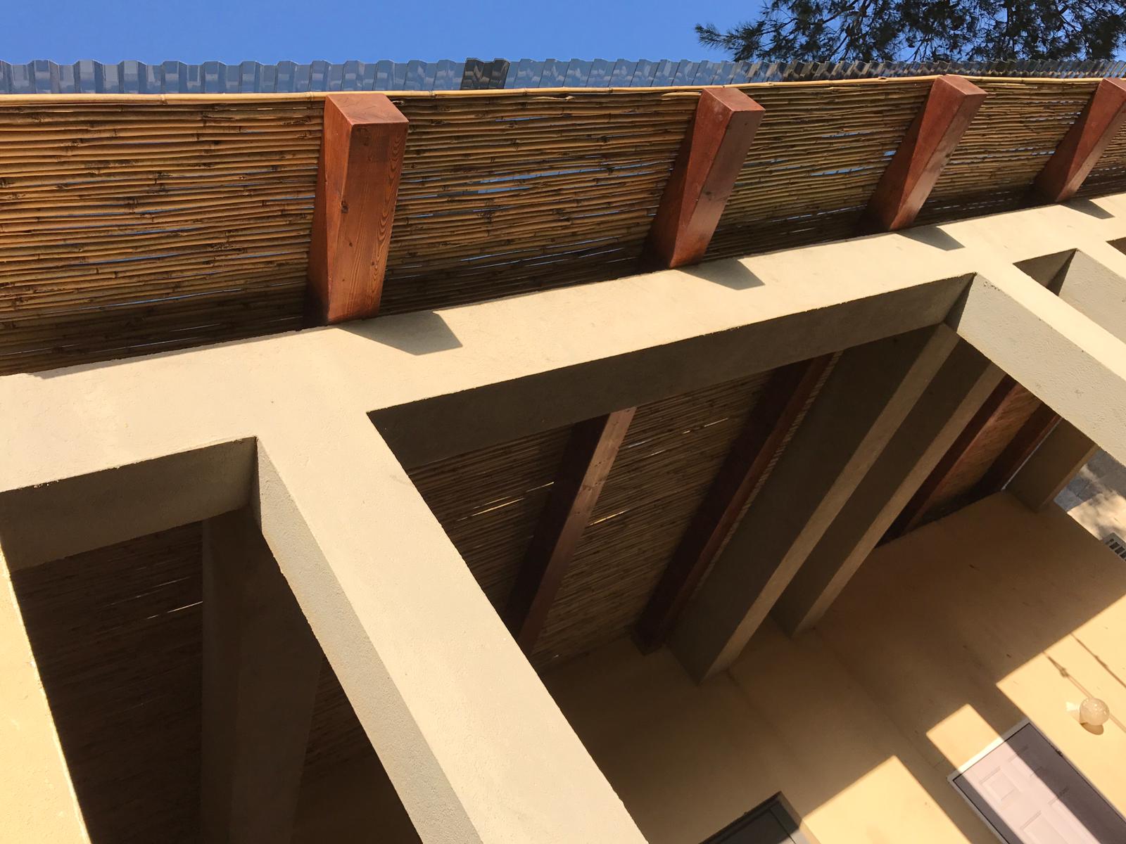 בניית פרגולה בזכרון יעקוב