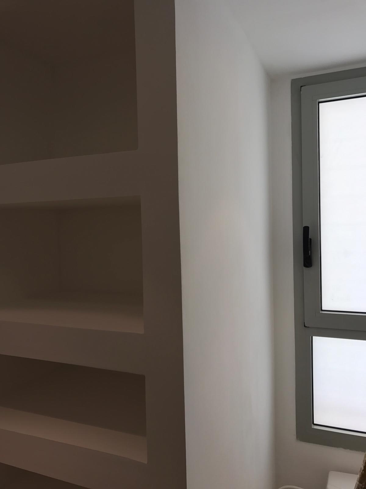 מקלחת ושירותים קומפלט - תל אביב