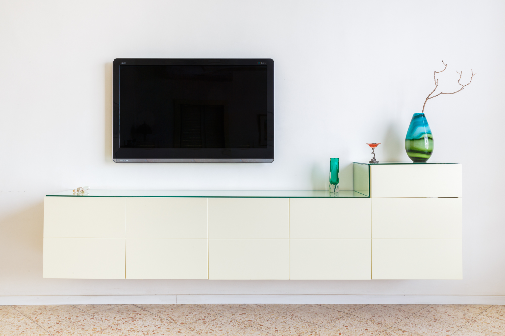 סדנת Scumpi - תכנון, עיצוב וייצור פריטי ריהוט, בהתאמה אישית