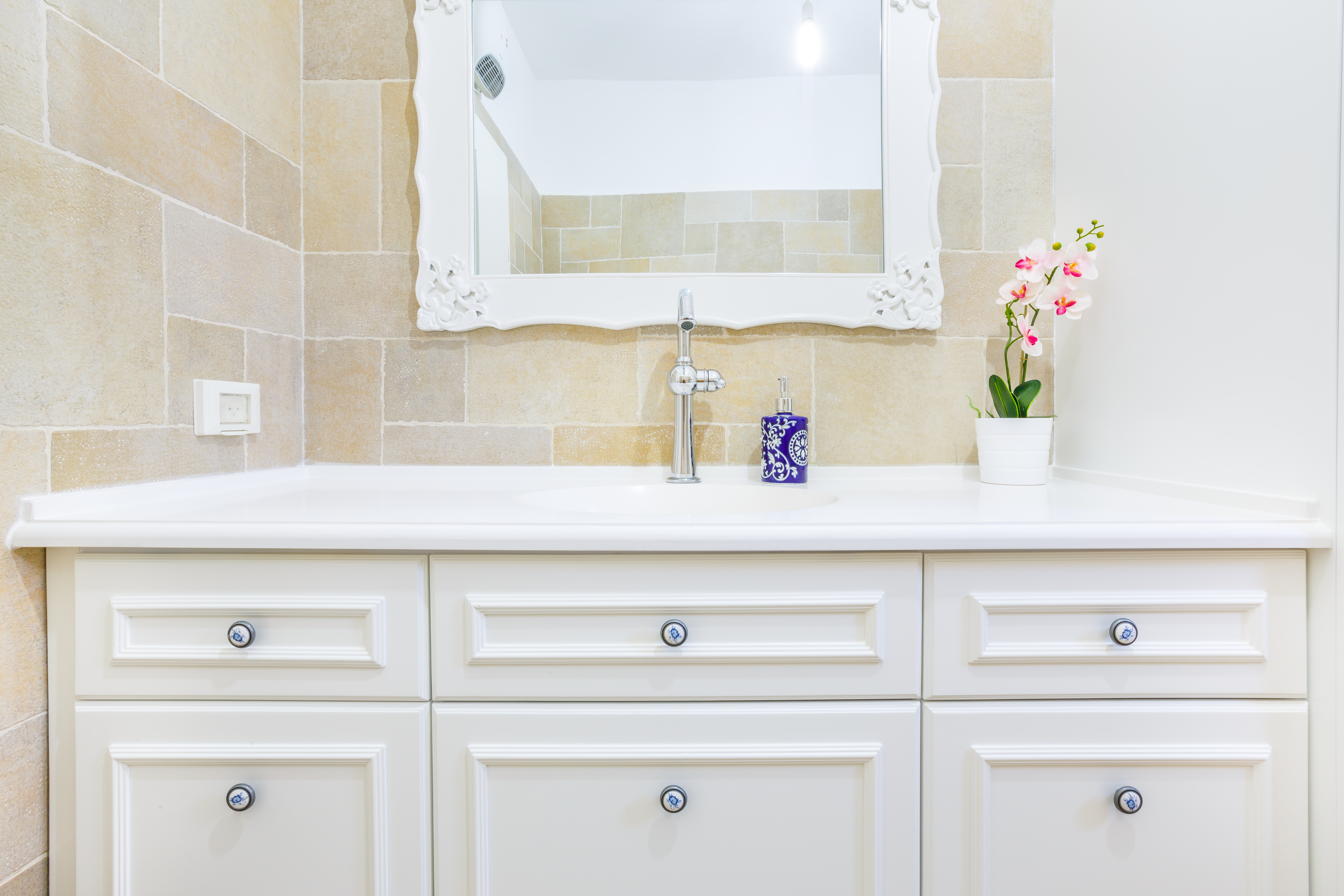 סדנת Scumpi - תכנון, עיצוב וייצור פריטי ריהוט, בהתאמה אישית