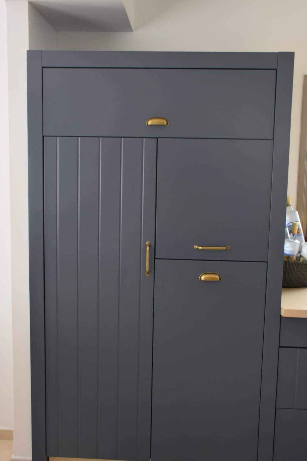 מטבח כפרי כחול נייבי