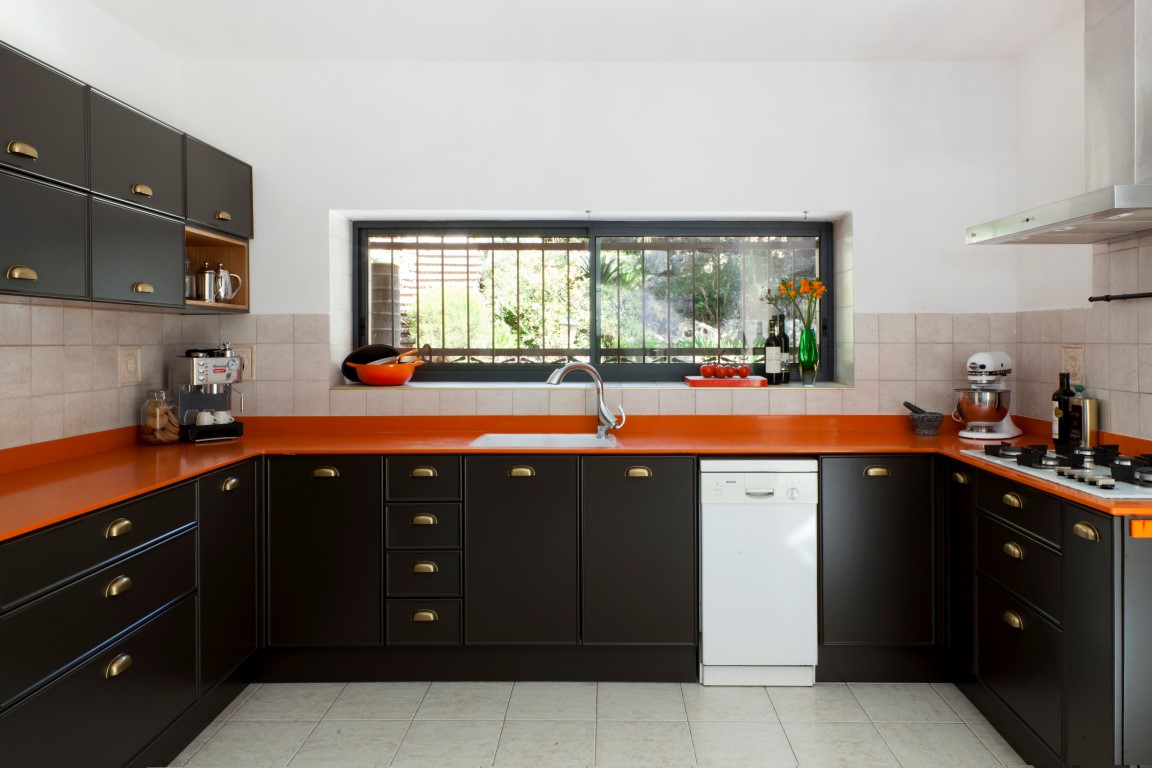 ××××× ×××××¤× ××××ª××ª ×××× ××××× ××¤××¨ ××× ×¢× ××¡××¨×ª ×××§×¤××ª