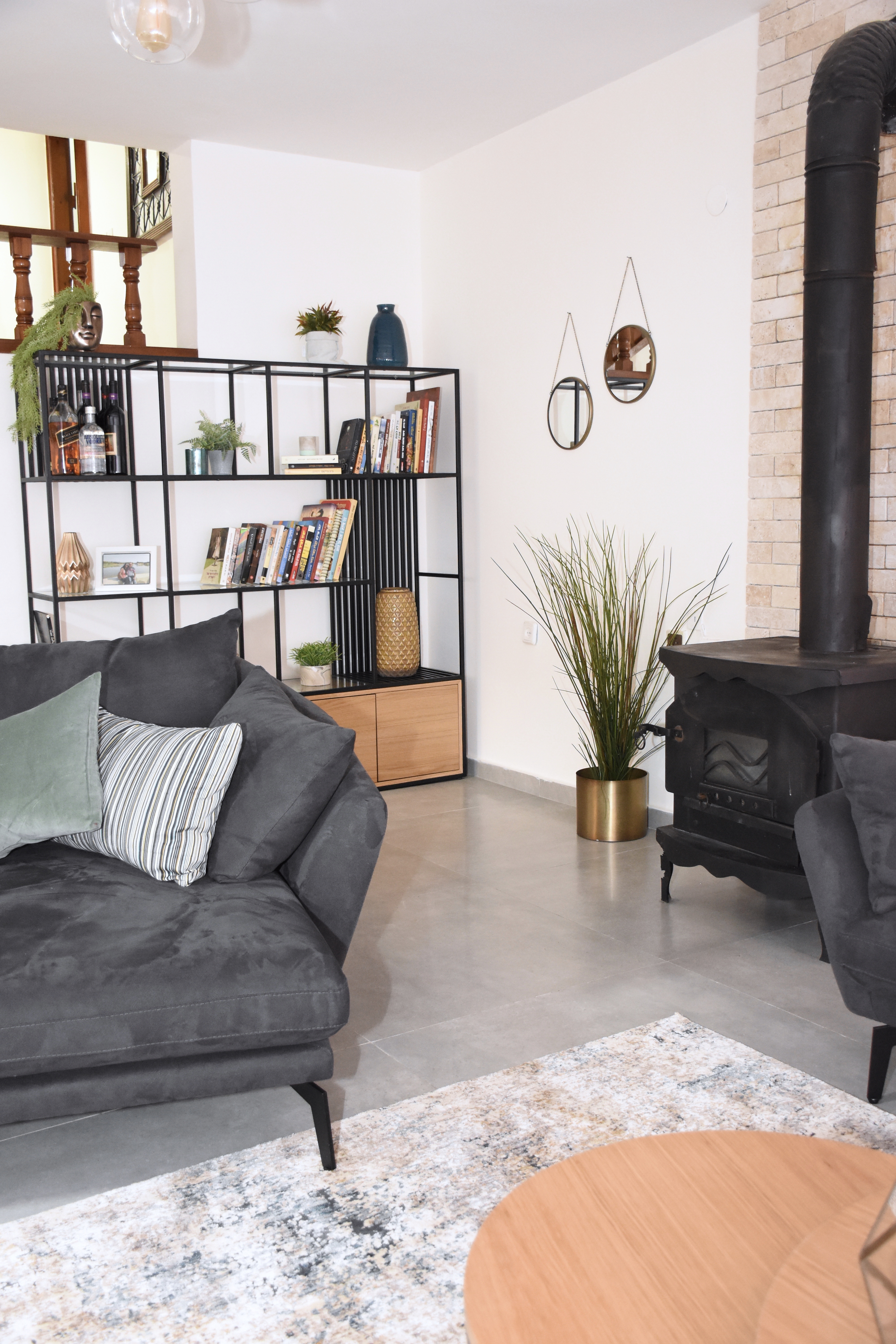 עיצוב פנים והלבשה לבית פרטי במושב אבן מנחם