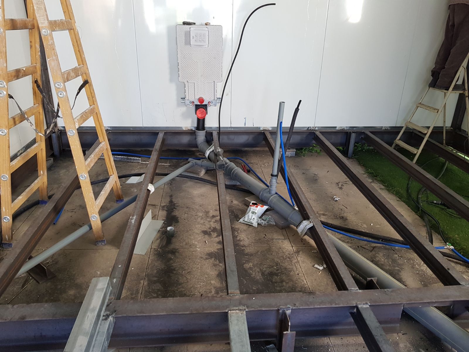 פרויקטים מגוונים בבניה קלה