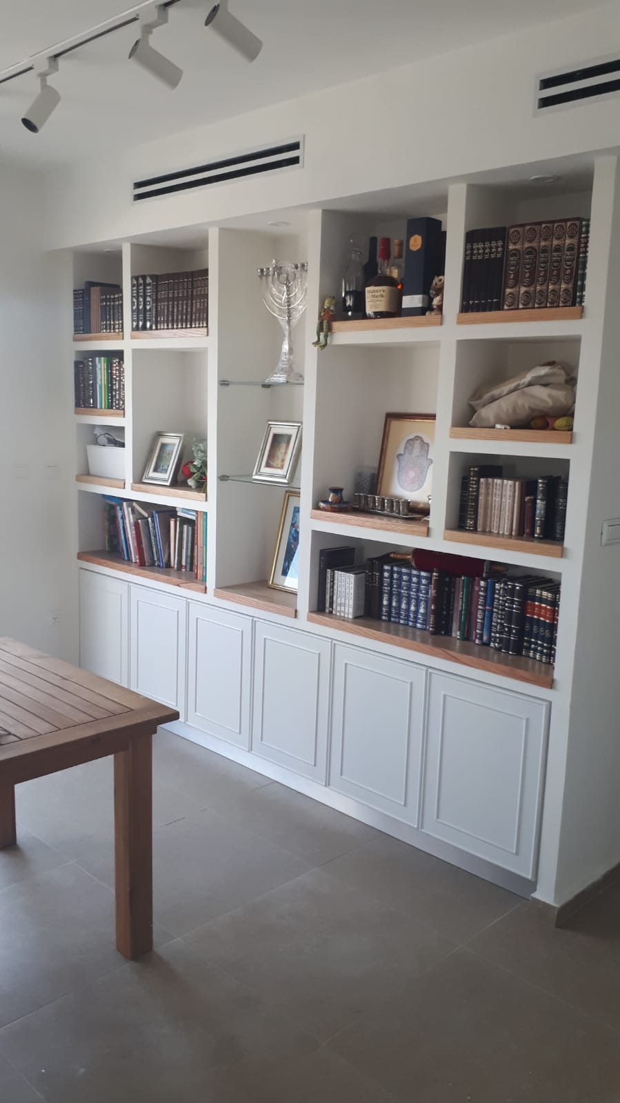 מגוון עבודות גבס וצבע